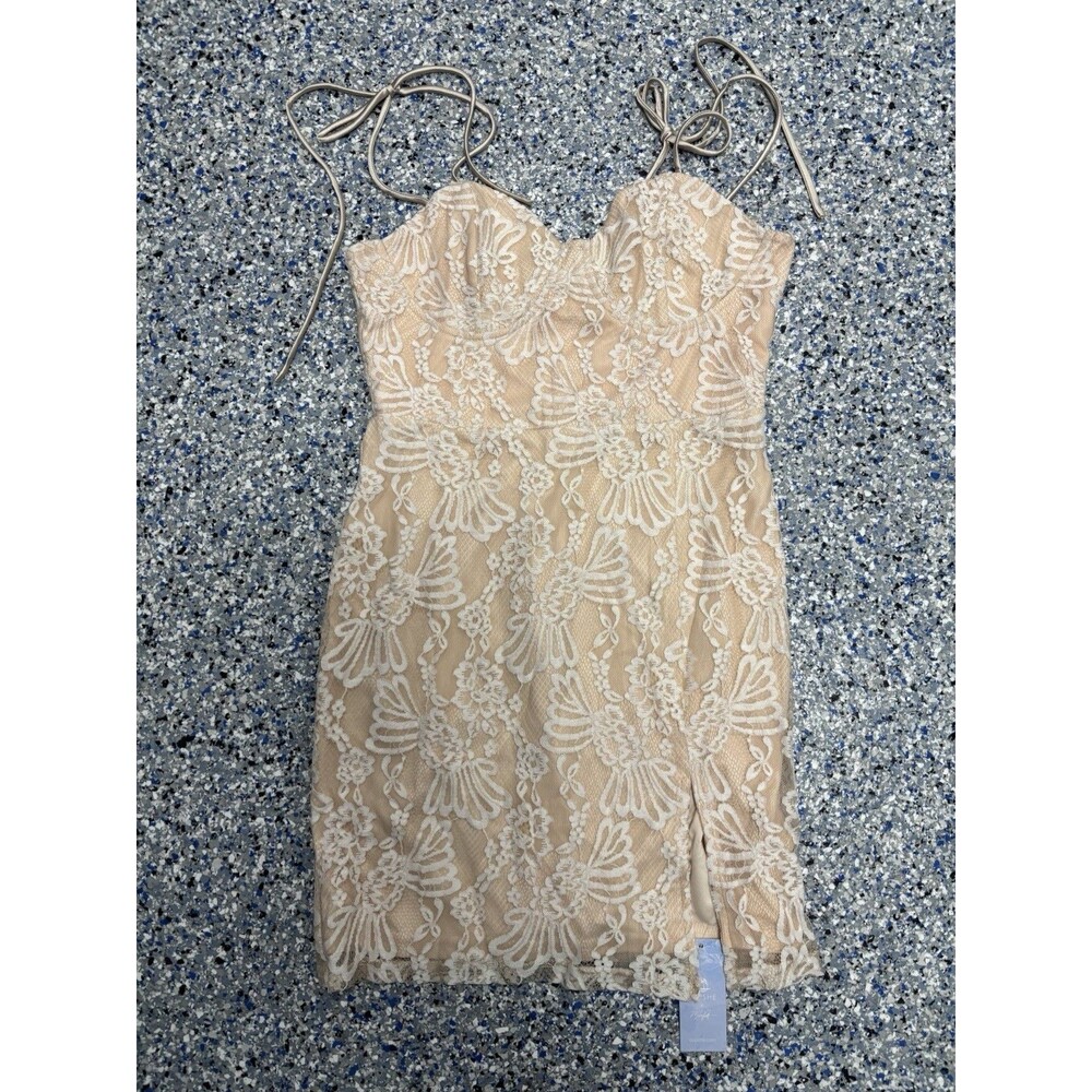 Cupshe Cream-colored Floral Lace Mini Dress Adjustable Straps & Side Slit Size S - Picture 2 of 11